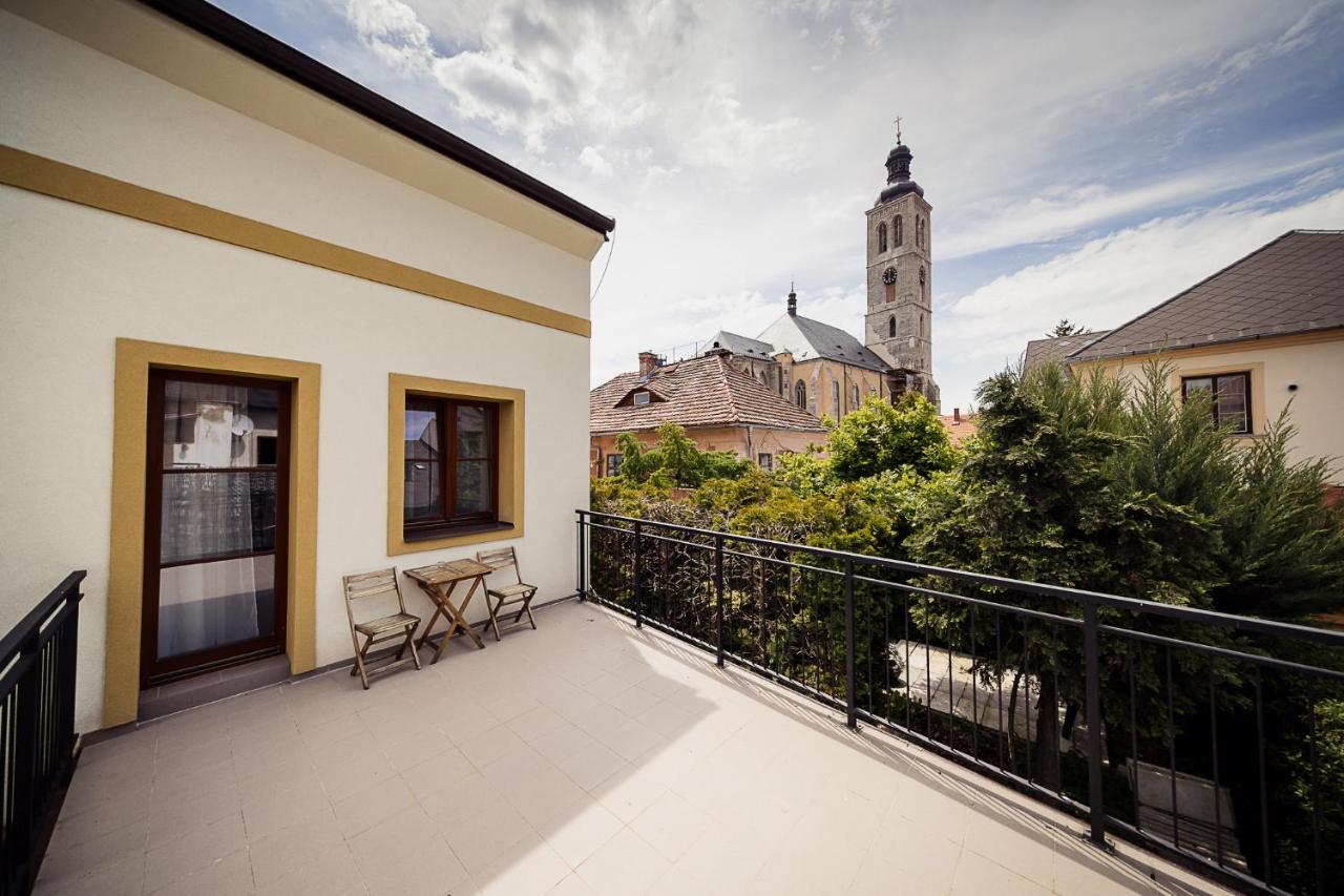 Cafe Havlicek Penzion Hotel Kutna Hora Exterior photo