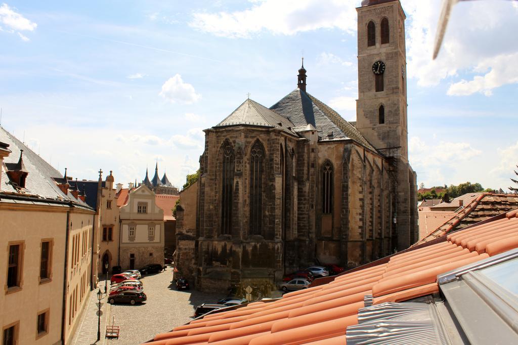 Cafe Havlicek Penzion Hotel Kutna Hora Exterior photo